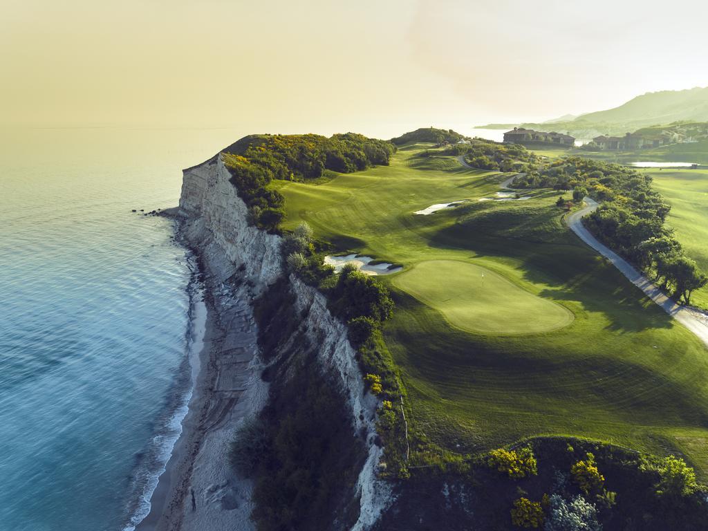 Thracian Cliffs Golf & Beach Resort Kavarna Exterior foto